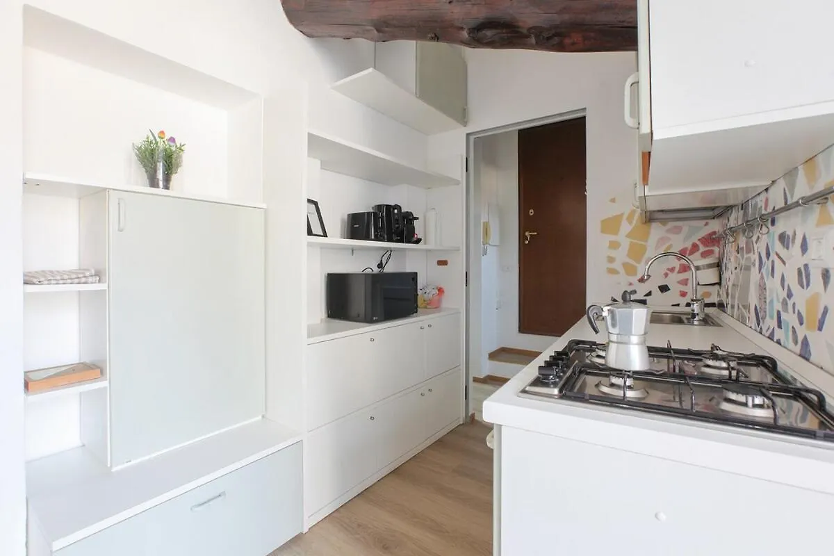 Hacca Collection - Porta Venezia Attic 2Br Διαμέρισμα Μιλάνο