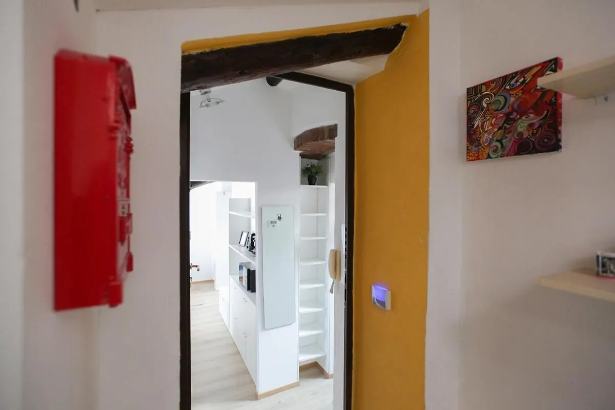 Hacca Collection - Porta Venezia Attic 2Br Διαμέρισμα Μιλάνο