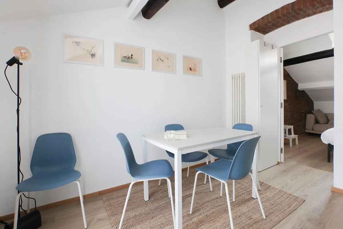 Hacca Collection - Porta Venezia Attic 2Br Διαμέρισμα Μιλάνο